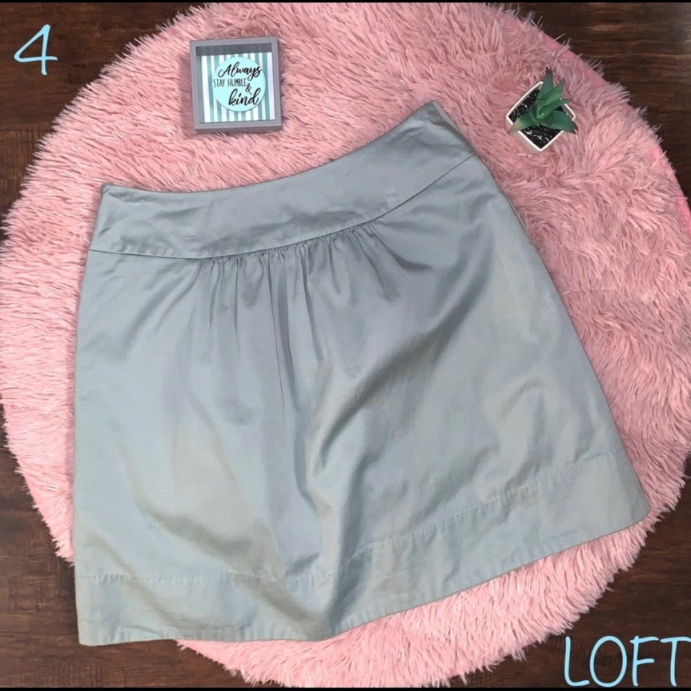 Ann Taylor LOFT Mint Skirt, Size 4